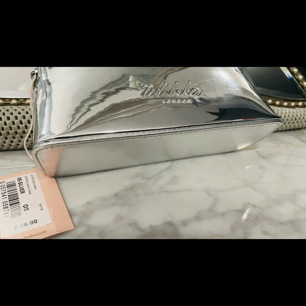 Ted Baker London Silver Travel Bag - Picture 2 of 5